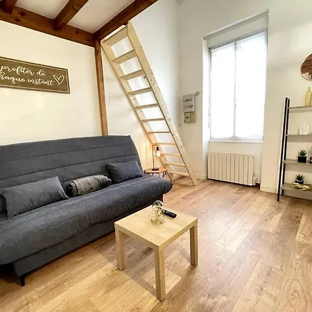 Apartment Appart 4 Personnes - Duplex Mezzanine - Poitiers- Gare Poitiers